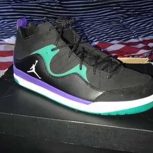 JORDAN FLIGHT TR97 MID